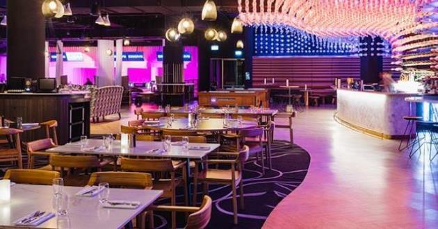 Stylish and Expansive Entertainment Venue - Social Hub