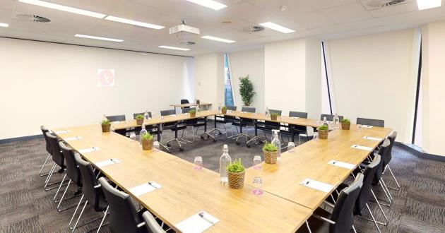  Medium Room