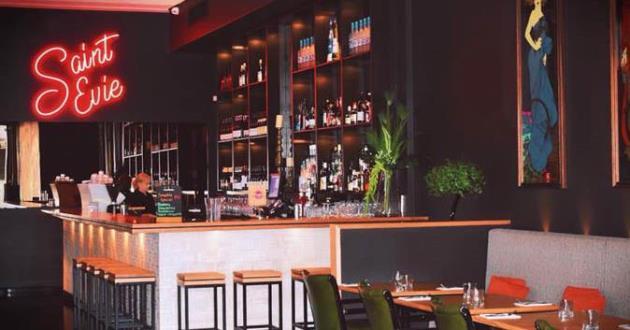 Saint Evie Bar