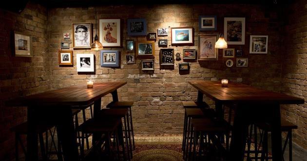 Ladies Lounge & Temperance Bar - The Walrus Club