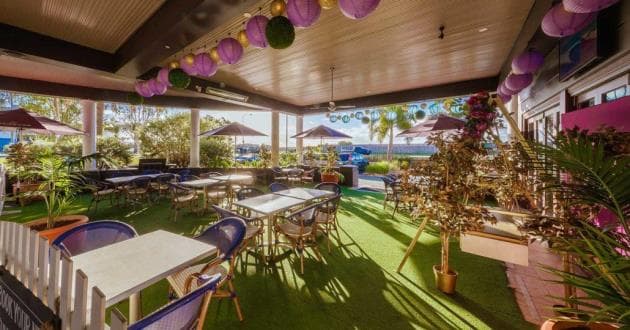 Sports Bar Courtyard