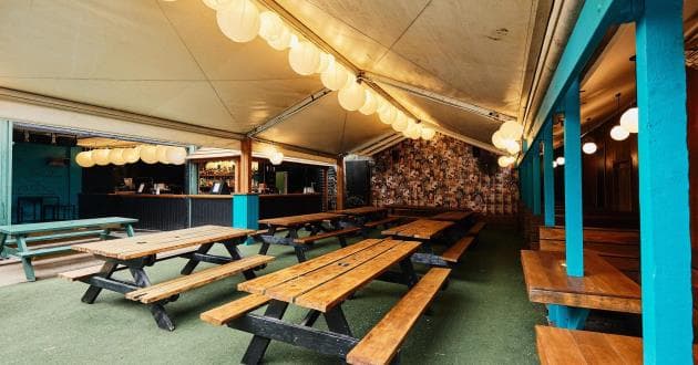 Whole Beer Garden 