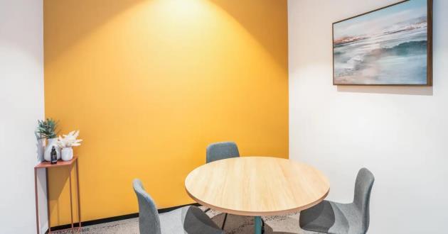 3 Person Meeting Room | Dobsons Meeting Room