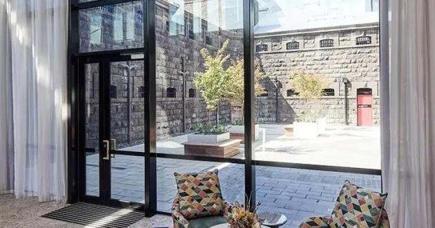 Arrival Courtyard Garden