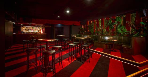 Lounge Bar