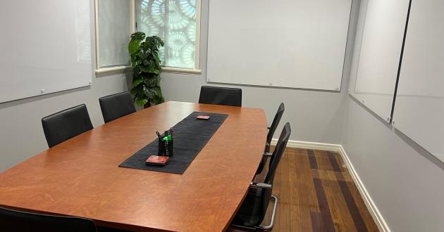 6 - 10 Person Board Room