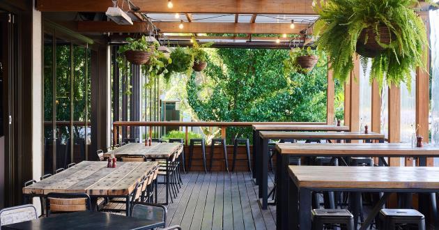 No.10 Restaurant + Bar