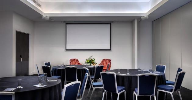 Kingston Room 3