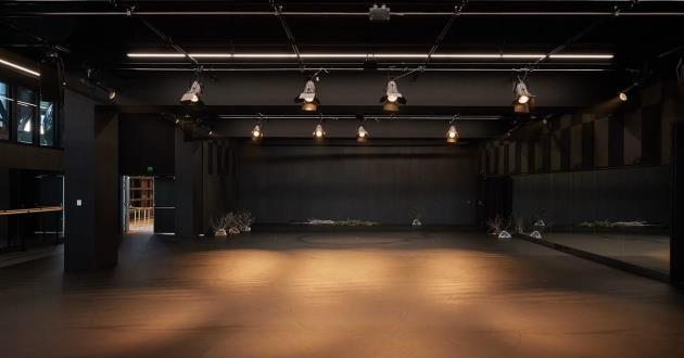 Studio 1