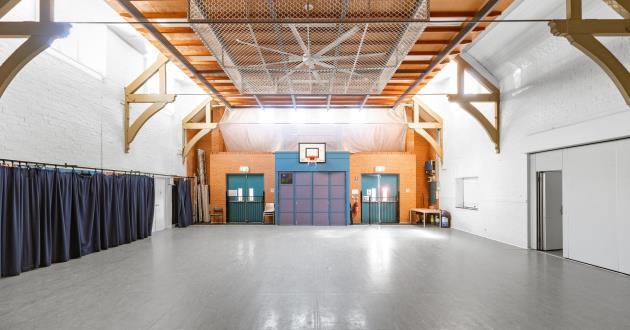 Pont Hall