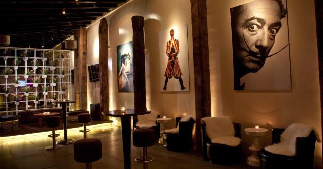 The Gallery & Lounges