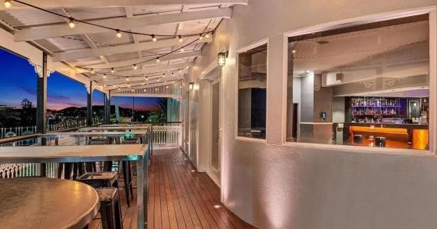 The Verandah Bar