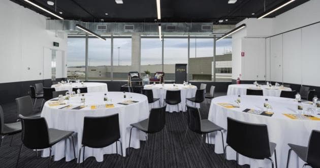 Bert Hinkler + Peggy Kelman at Atura Adelaide Airport