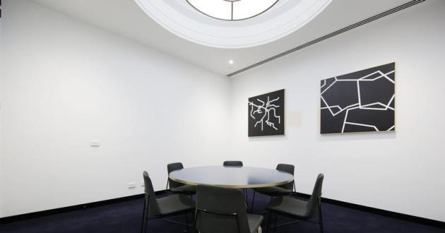 6 Person Meeting Room in Chadstone