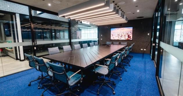18 Person Boardroom at Caribbean Park (LB)