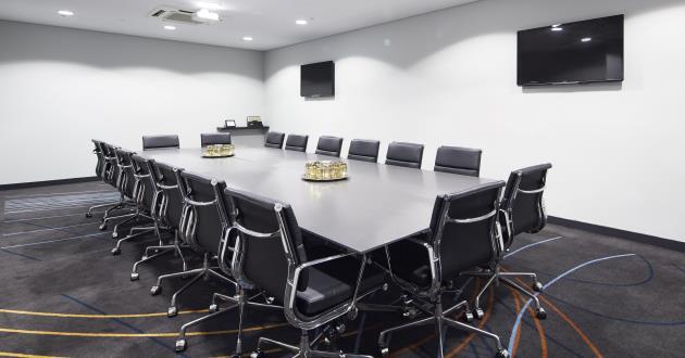 Piper Boardroom