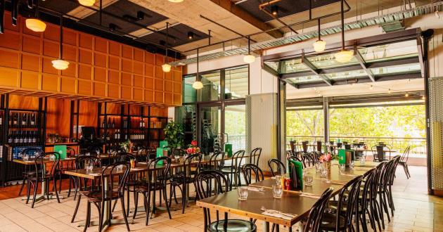 Combined Dining Room and Dining Terrace