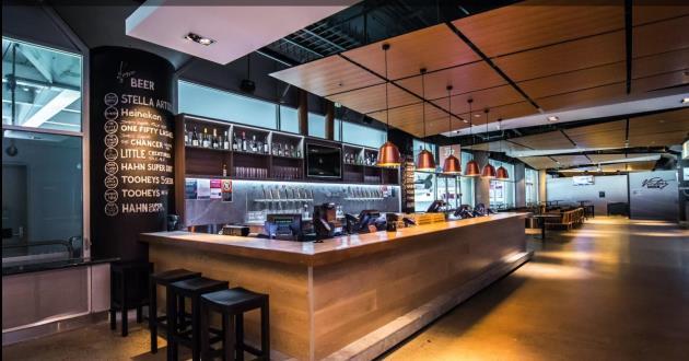 Centreline Lounge & The Cross Bar