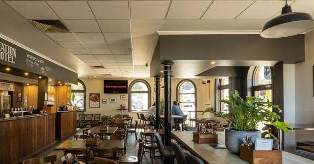 A Relaxed Yet Stylish Bar
