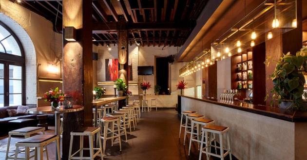 Tank Stream Bar