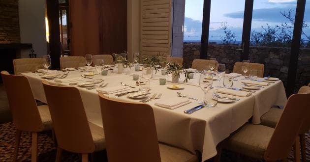 The Snug with Private Ocean-View Courtyard