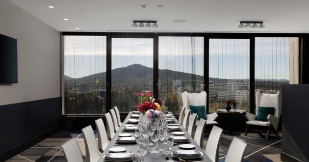Private Lounge I