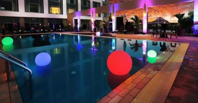 Modern and Lighted Pool Deck