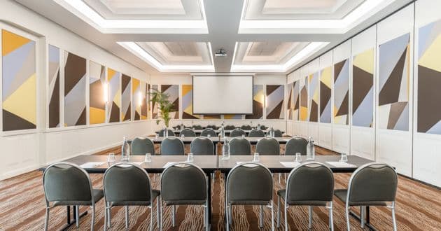 Apollo Room 1