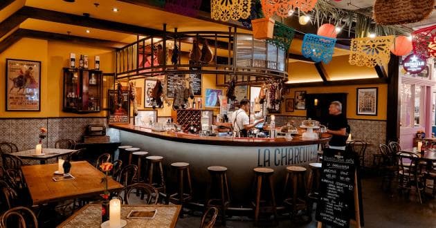 La Chacuturia / Spanish & Mexican Quarter