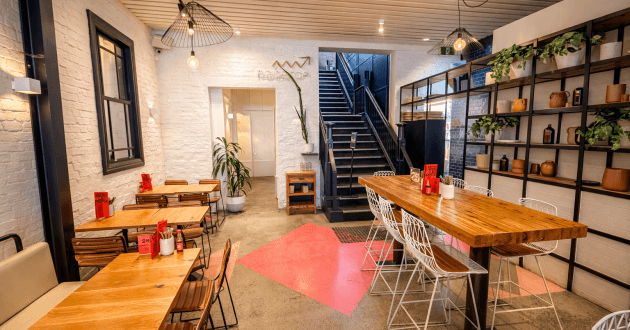 Back Section - Main Restaurante