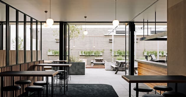 Courtyard Room