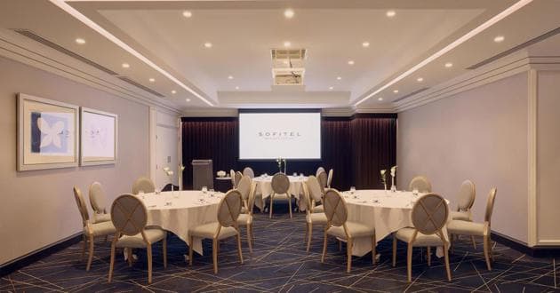 Bastille Room