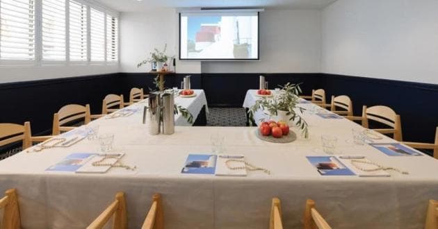 Stylish 15 Person Boardroom