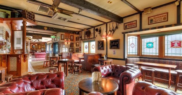 Lounge Bar
