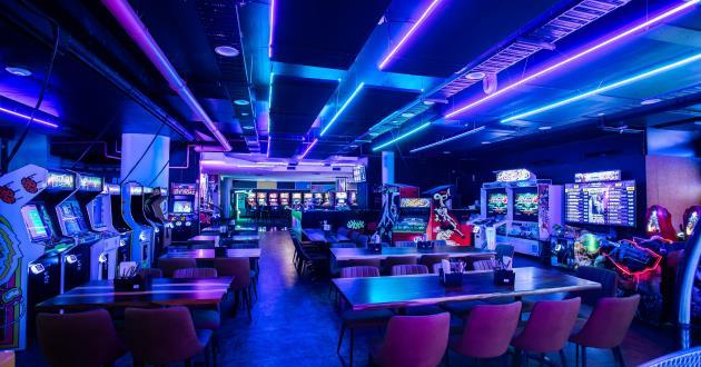 Arcade Bar at Planet Royale