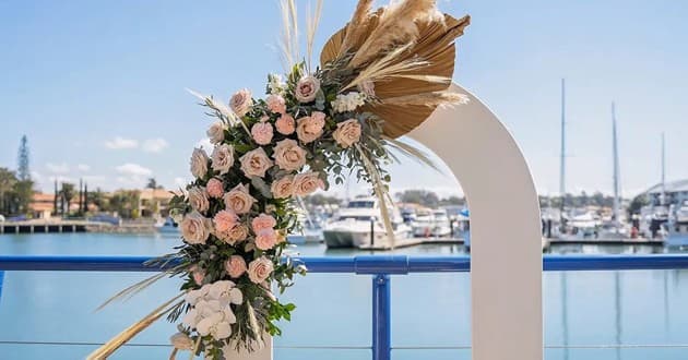 The Marina Lounge