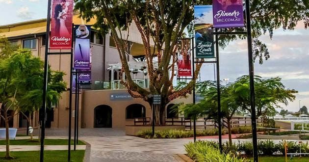 Stradbroke Plaza
