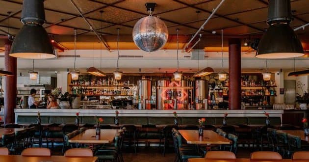 Felons Manly Main Bar & Beer Garden