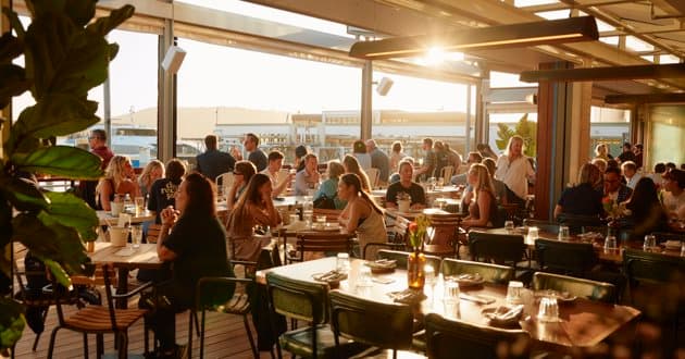 Felons Manly Harbour Bar Restaurant & Deck