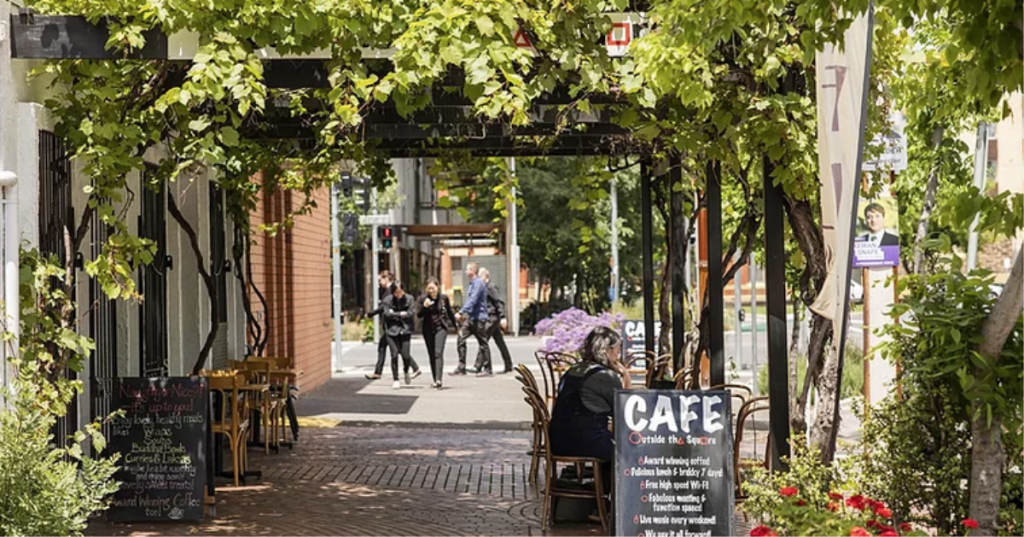 Cafe Outside the Square