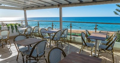 Cocktail style functions beachfront at Cabana Beach Kiosk