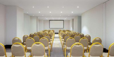 Contemporary Modern Meeting Room