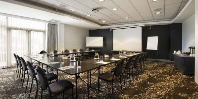 Melrose Room at Holiday Inn Melbourne Airport