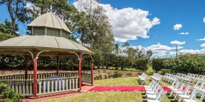 Outdoor Garden at Rydges Norwest (1)